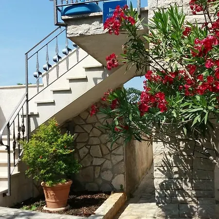 Onda Apartment *